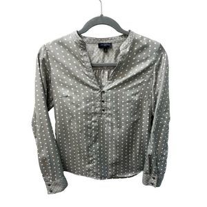 The Limited Petite Light Gray Polka Dot Blouse Long Sleeve 0137